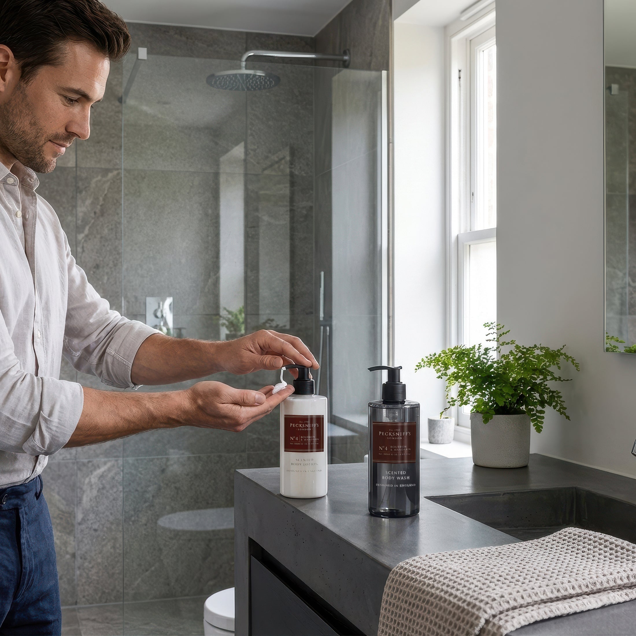 Pecksniffs Men's Bathing Duo Collection – Bourbon & Mandarin Scented Body Wash and Body Lotion Gift Set, 2 x 250ml