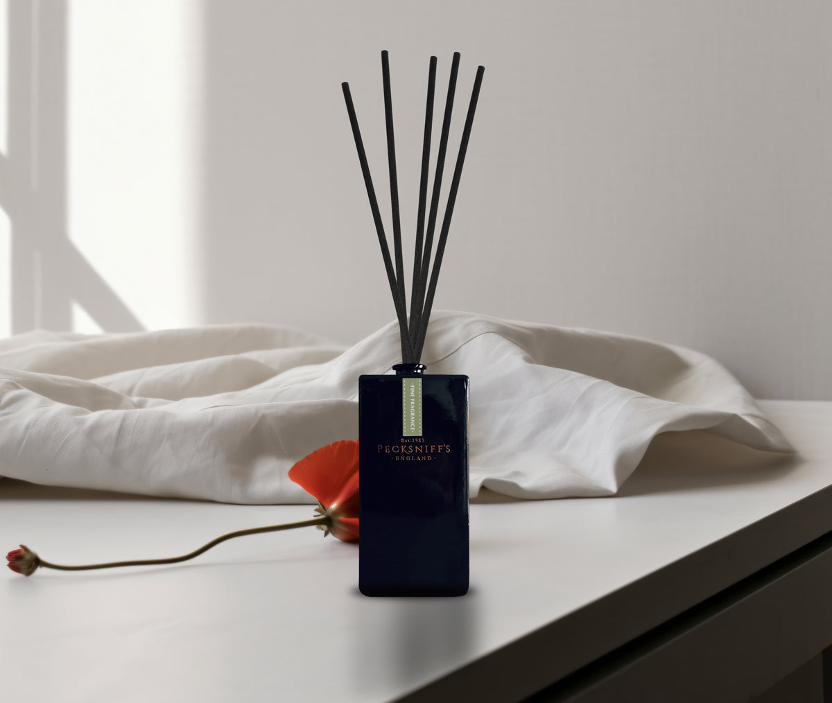 Pecksniff's Saffron and Balsam Black Square Diffuser | 200ml/6.76 Fl Oz